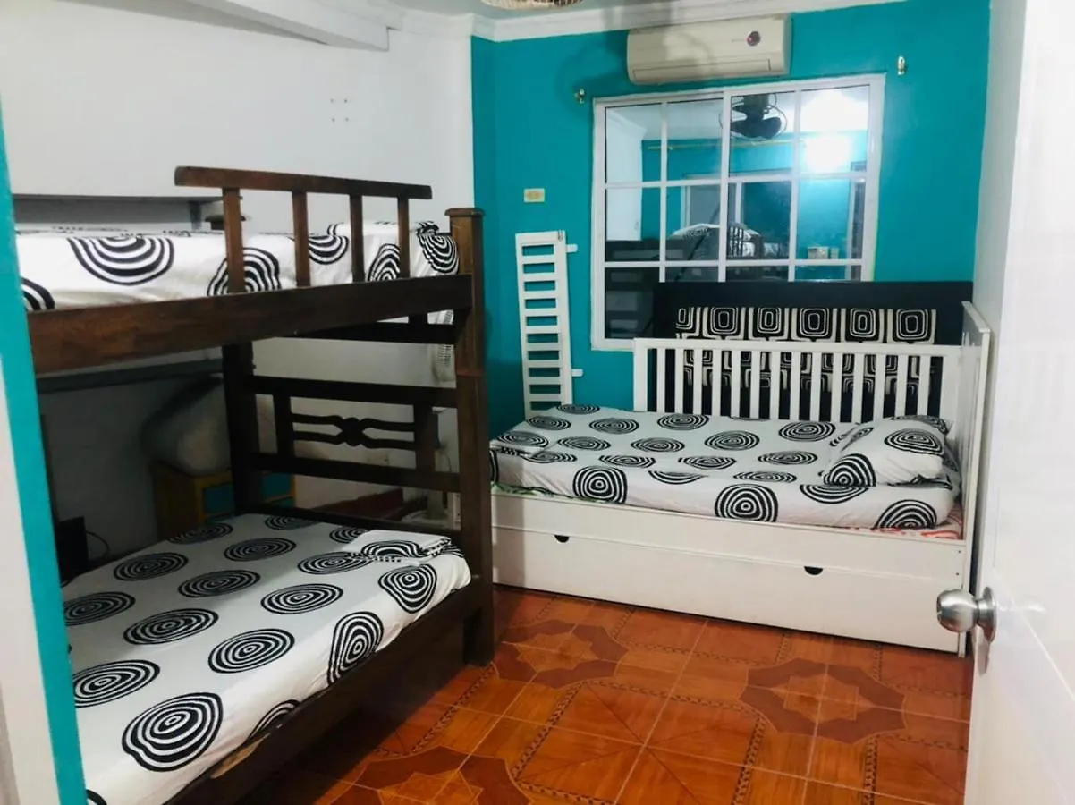 Hostal Isabella Santa Marta  0*, Santa Marta (Magdalena) Colombia